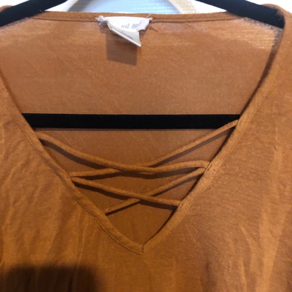 Mustard strappy long sleeve cropped top - Picture 2 of 3